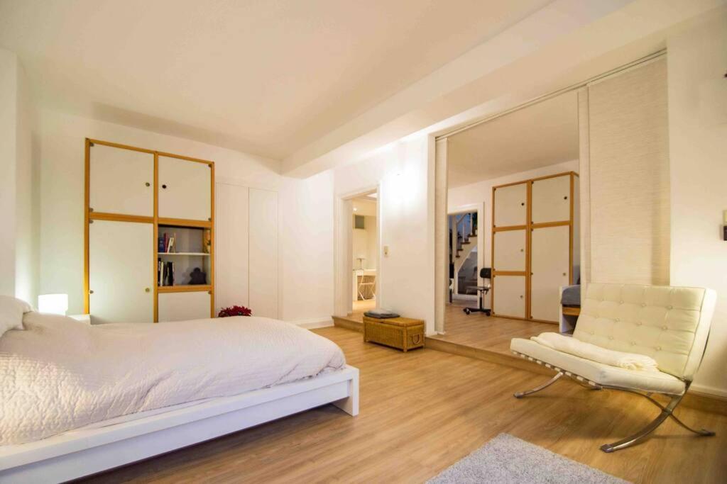 Ground Floor In In Charlottenburg Garden View *
