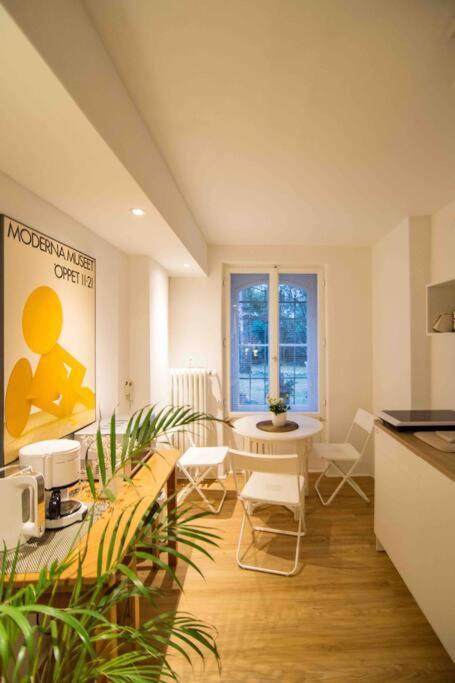 Ground Floor In In Charlottenburg Garden View *
