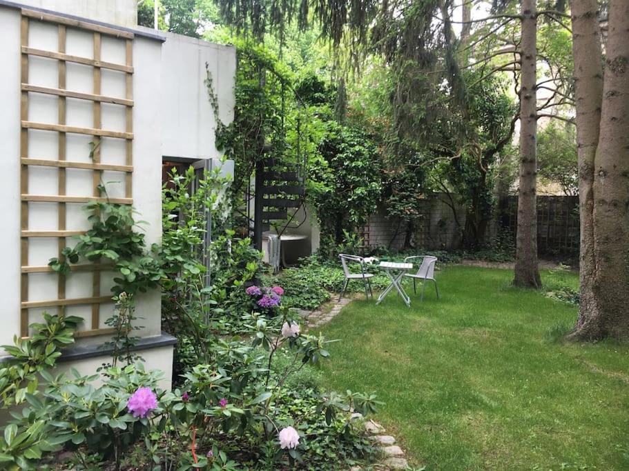 Ground Floor In In Charlottenburg Garden View * Berlim
